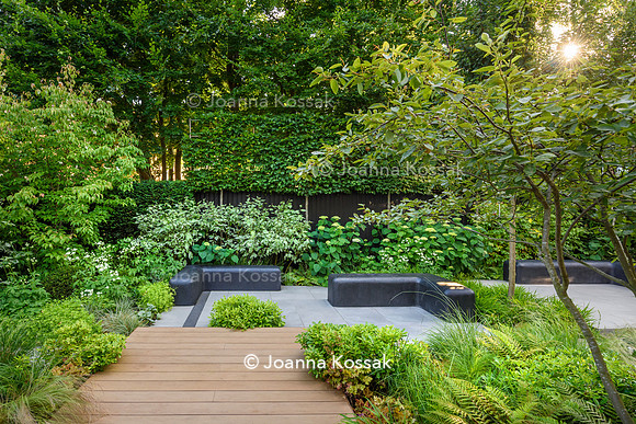 Edge Hill garden. Designer Tom Howard. All Photos © Joanna Kossak