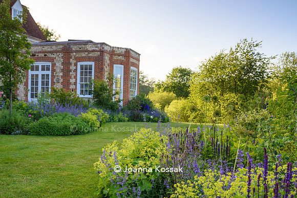 Old Vicarage, Designer Kate Smith, All Photos © Joanna Kossak