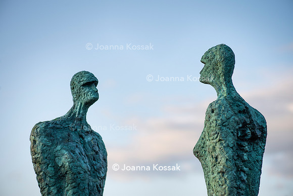 Sculptor: ​​​​​​​Michael Speller