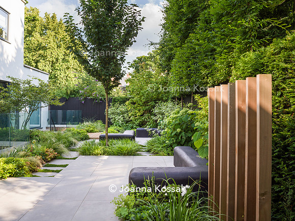 Edge Hill garden. Designer Tom Howard. All Photos © Joanna Kossak