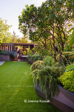 Designer Tony Woods, Qian Gao/ Garden Club London All photos ©Joanna Kossak