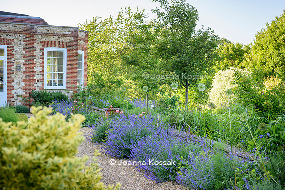 Old Vicarage, Designer Kate Smith, All Photos © Joanna Kossak