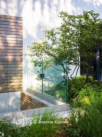 Edge Hill garden. Designer Tom Howard. All Photos © Joanna Kossak