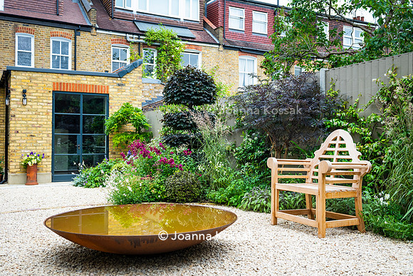 Wimbledon Garden. Designed by Tony Woods/ Garden Club London, All Photos © Joanna Kossak