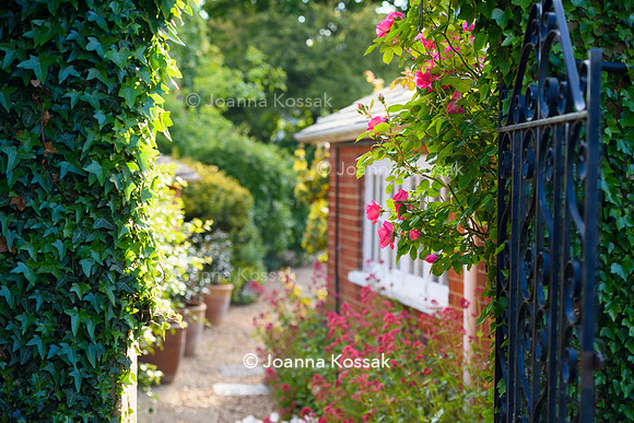 Old Vicarage, Designer Kate Smith, All Photos © Joanna Kossak