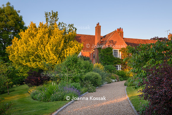 Old Vicarage, Designer Kate Smith, All Photos © Joanna Kossak